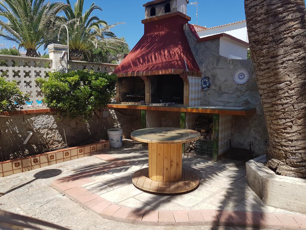 Las Belisas Arenal d'en Castell Exterior photo